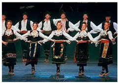 Socsci 12 00281 i016