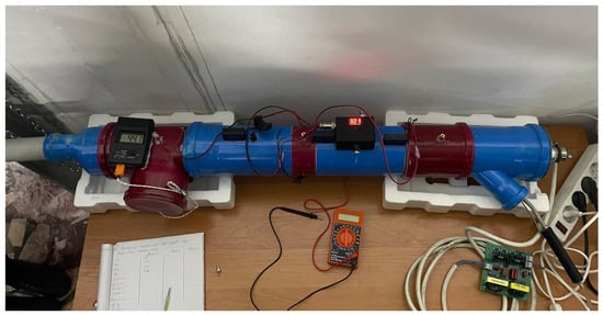 Experimental hybrid setup (top view).