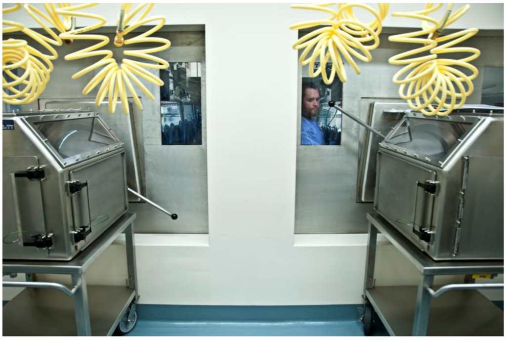 Viruses 06 00137 g005 1024