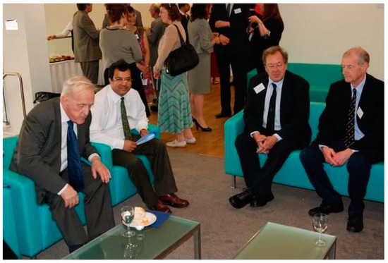 Viruses 13 00793 g004 550